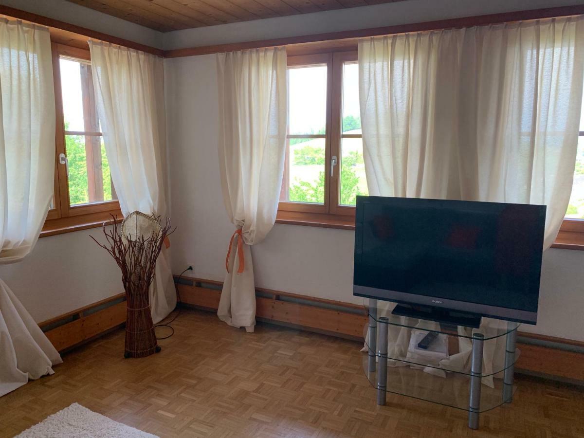 Bed & Breakfast Region Murtensee Münchenwiler Extérieur photo